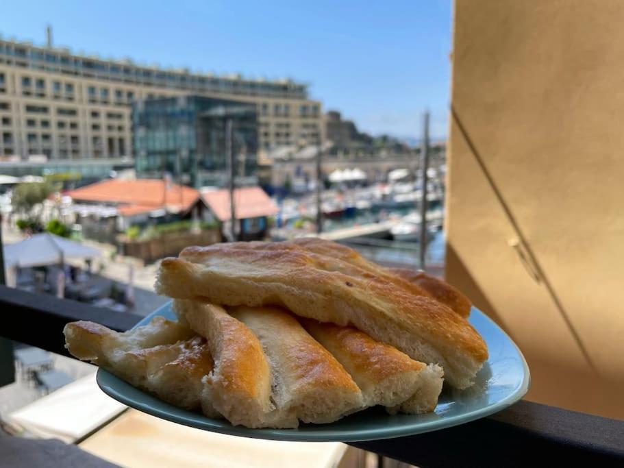 Appartamento La Casa Del Mare Savona Esterno foto